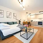 Korter Brand New - Sea View - Balcony - Parking In Garage Tallinn
