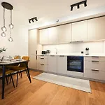 Brand New - Sea View - Balcony - Parking In Garage Apartament Tallin