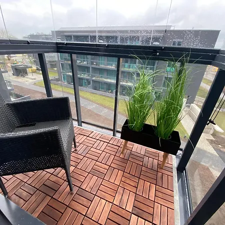 Brand New - Sea View - Balcony - Parking In Garage Korter *