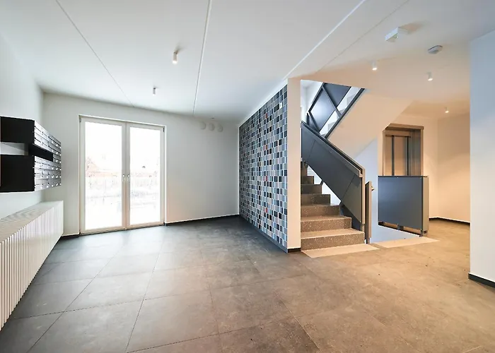 Apartment Brand New - Sea View - Balcony - Parking In Garage